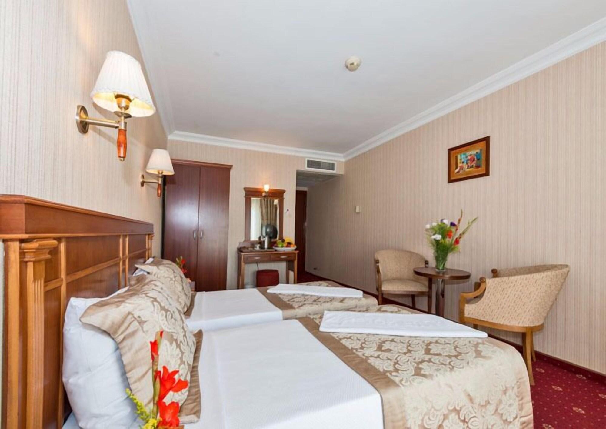 Vatan Asur Hotel Istambul Extérieur photo